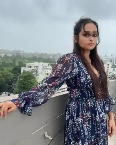 Khamla Escorts